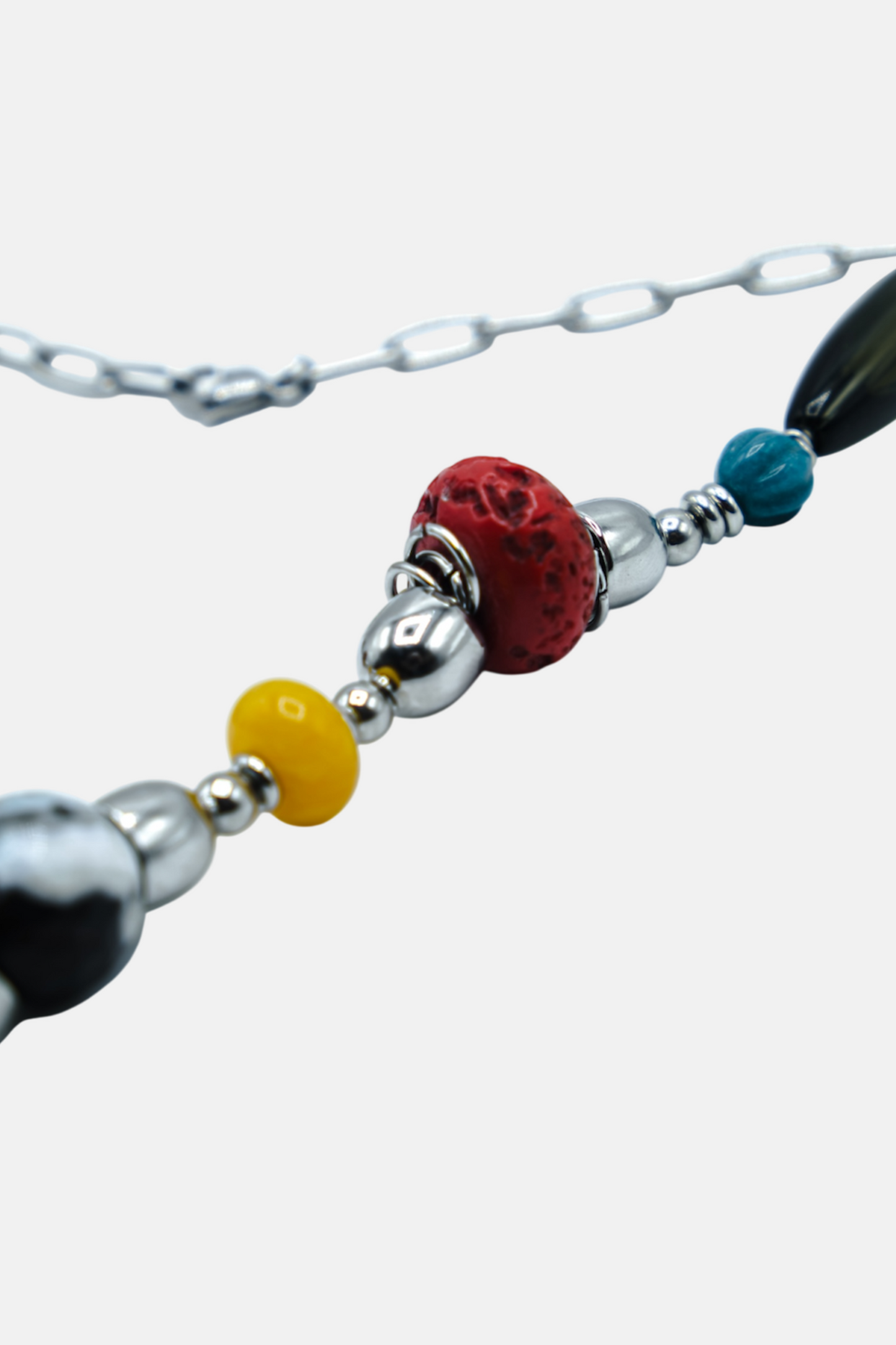 ‘Indomita’ Stones Necklace