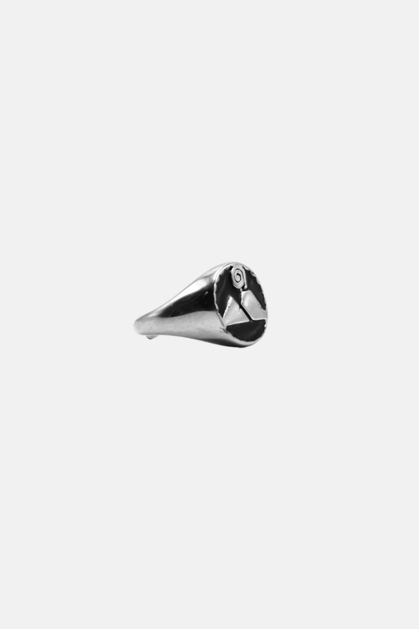 ‘Vesuvius’ Chevalier Ring