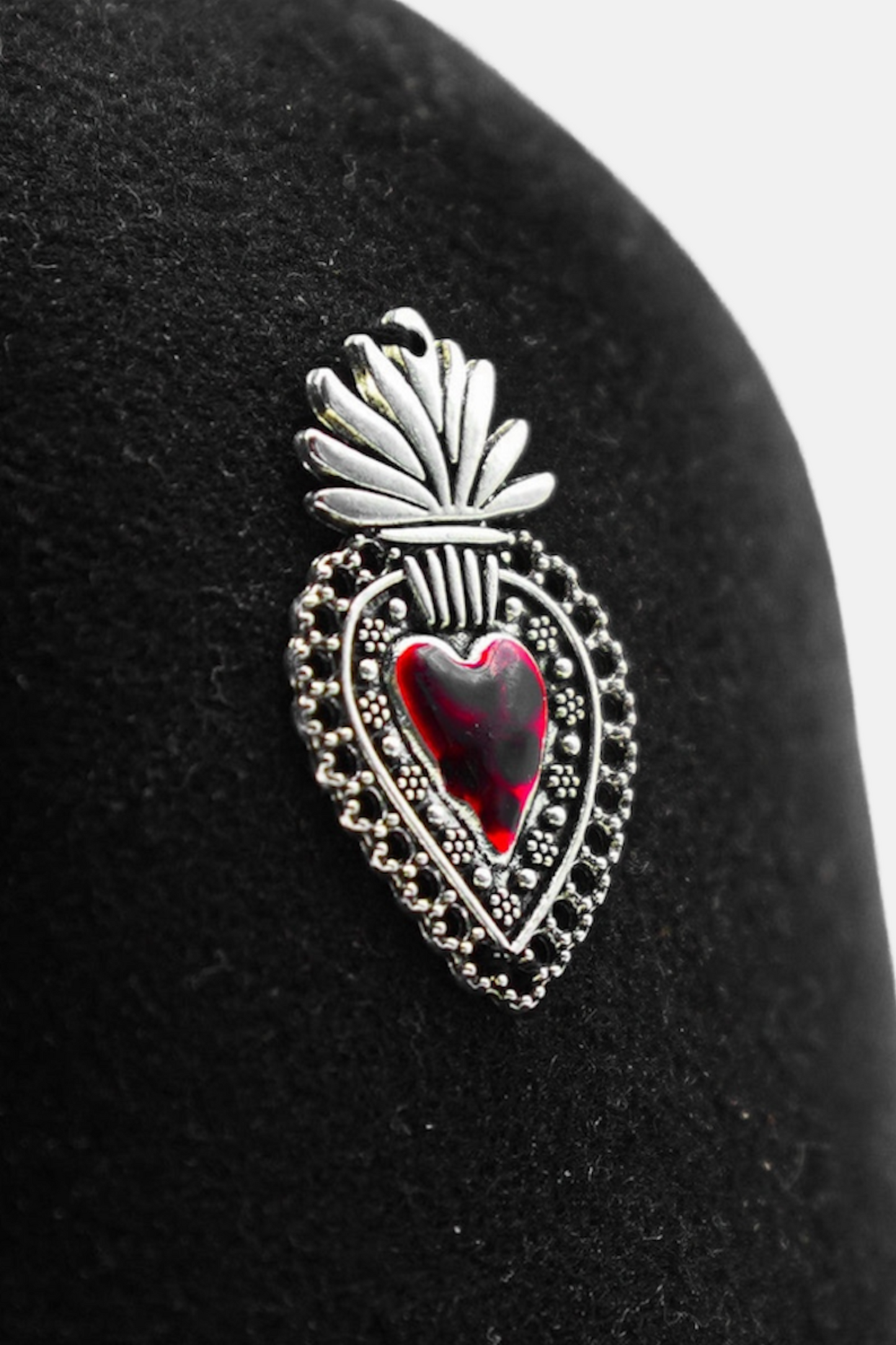 ‘Core Sacro Nero’ Felt Cap